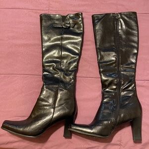 Etienne Aigner Women's Knee High Boots 9.5 Black Leather Zip Up